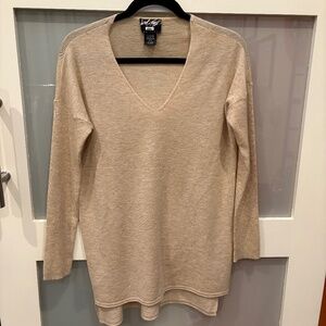 M Lord and Taylor Cashmere Beige Cream Sweater